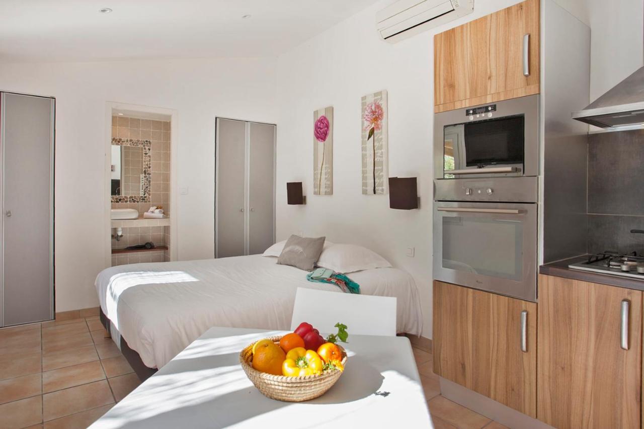 Amarylis A Calvi Location 2 Pers Avec Clim Jardin Piscine Et Barbecue Villa Exterior photo